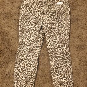Womans Leopard Colored Jeans